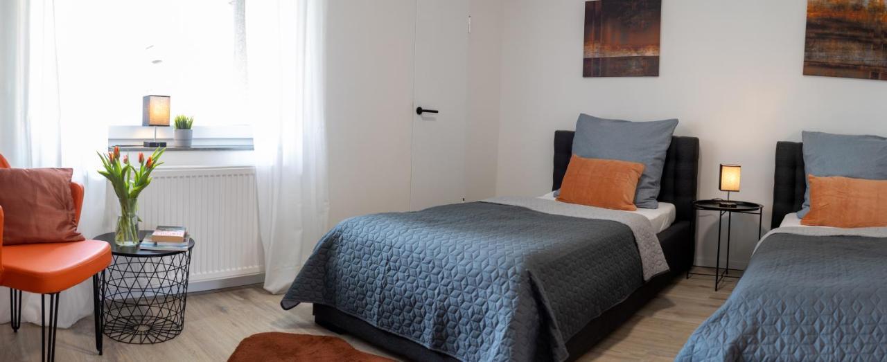 Ferienwohnung Westermann, 3 Schlafzimmer, Waschmaschine, Businesswohnung, Monteurzimmer Salzgitter Esterno foto